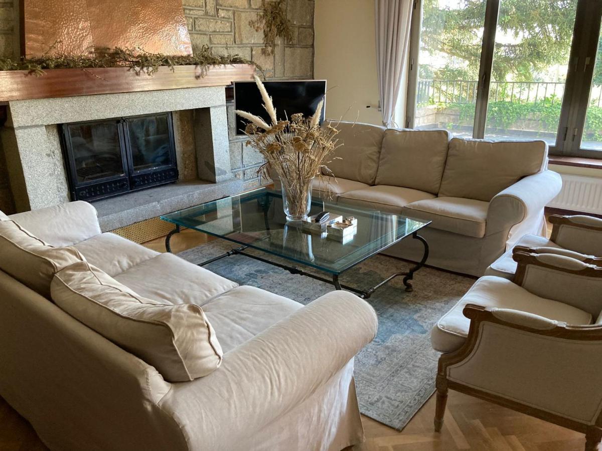 Los Cedros, Gran Chalet Con Piscina Y Apartamento En Navacerrada Extérieur photo