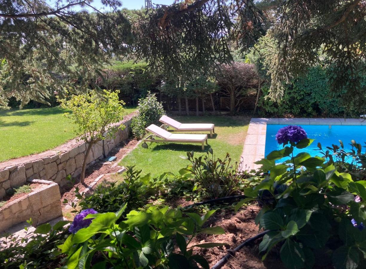 Los Cedros, Gran Chalet Con Piscina Y Apartamento En Navacerrada Extérieur photo