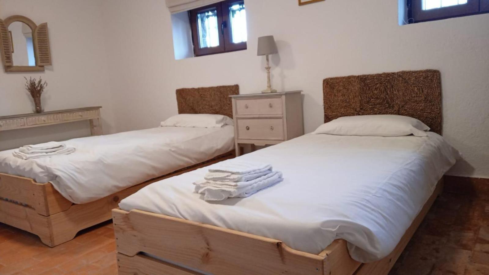 Los Cedros, Gran Chalet Con Piscina Y Apartamento En Navacerrada Extérieur photo
